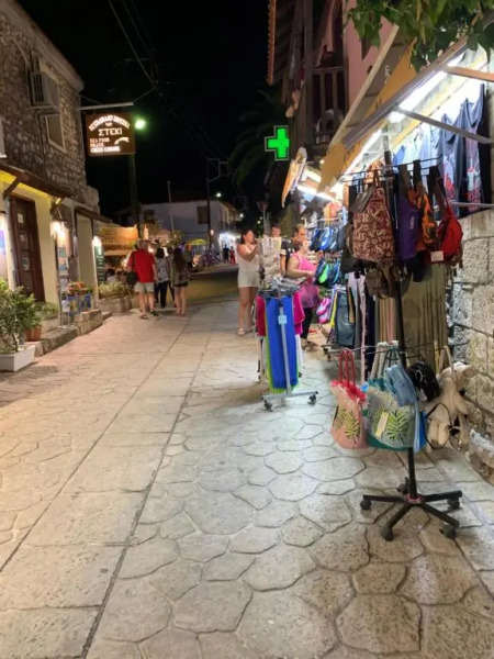 Villa Evita , suites 1, Athytos,63m2,a/c,privacy