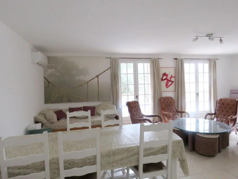 Villa With 2 Bedrooms in Lorgues, With Shared Pool, Furnished Garden and Wifi - 40 km From the Beach