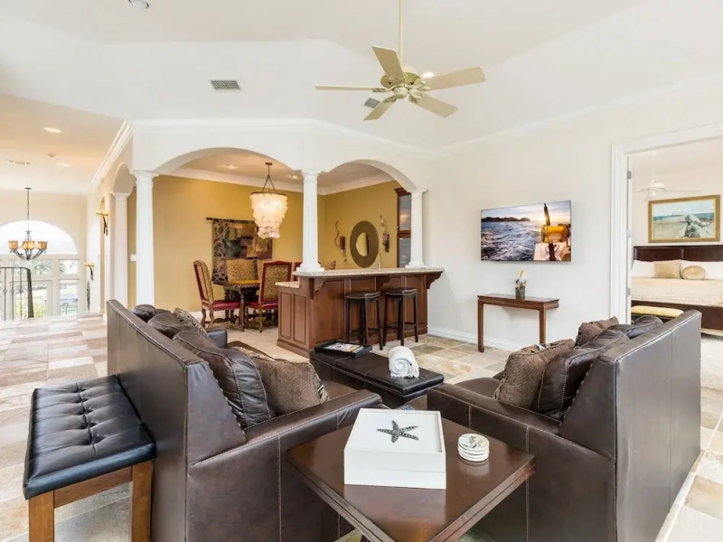 4121 West Bayside Way Home