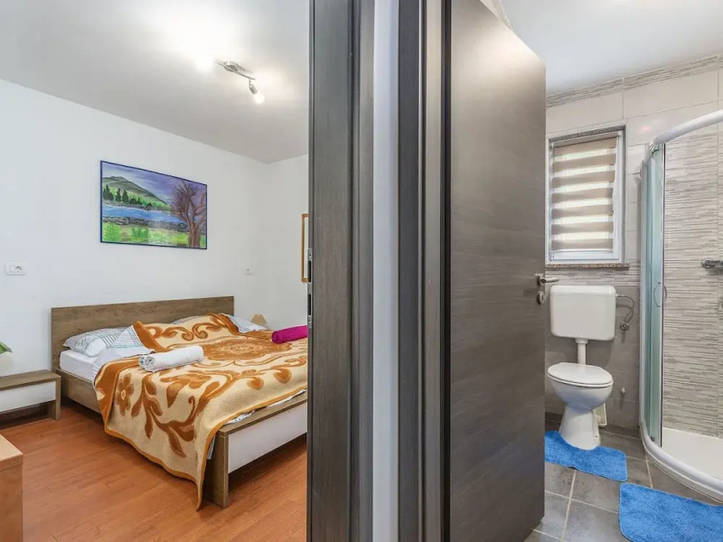 Holiday house for 4-5 persons with private pool near Rovinj