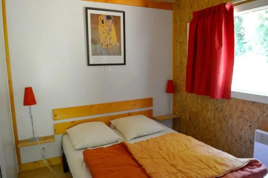 Chalet With 2 Bedrooms in Les Tourettes, With Pool Access and Enclosed