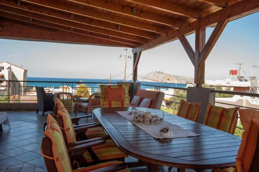 Stamatakis Boutique Studios