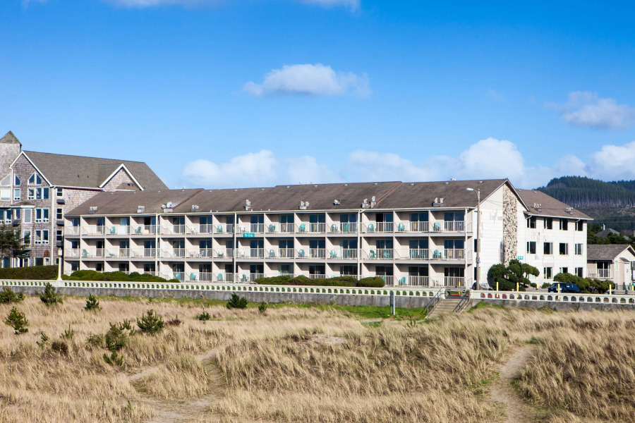 Hi-Tide Oceanfront Inn