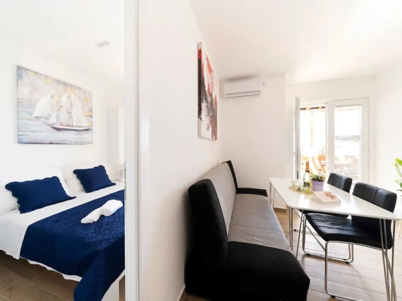 Exotic Mobile Home in Drage With Swimming Pool