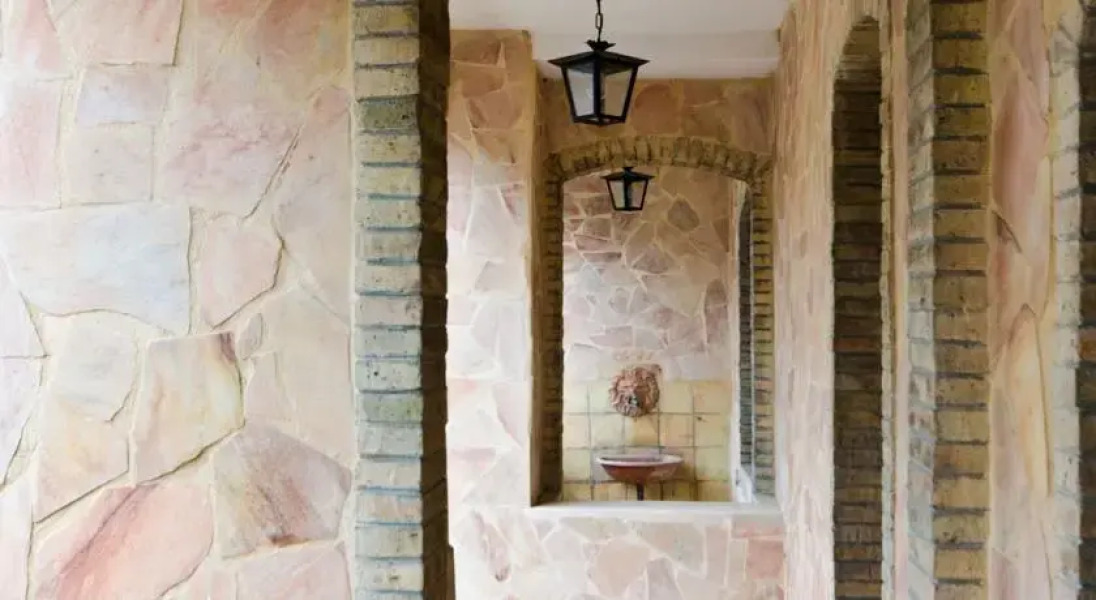 Alcantara rustichouse