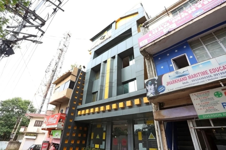 OYO 3063 Crystal Residency