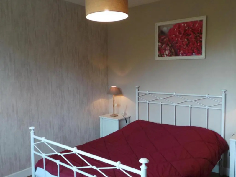 Gîte Creuzier-le-Neuf, 4 pièces, 6 personnes - FR-1-489-76