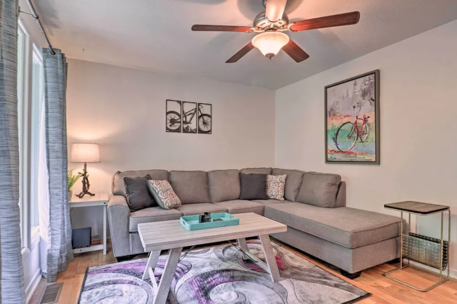 Peaceful Pisgah Forest Cottage w/ Fire Pit!