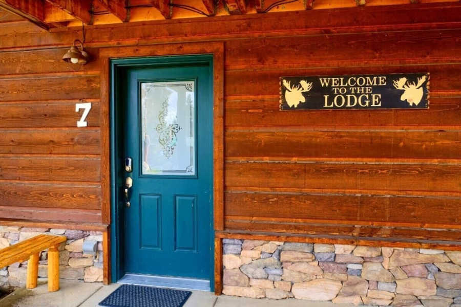 Private Lake Getaway with Kitchen