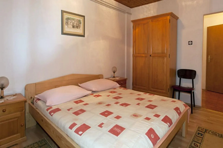 Apartment Roza - 200 m from sea : A1 Baska Voda, Riviera Makarska