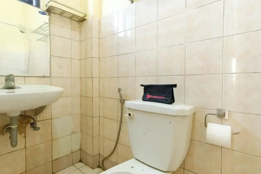 Seaborne Hotel by RedDoorz