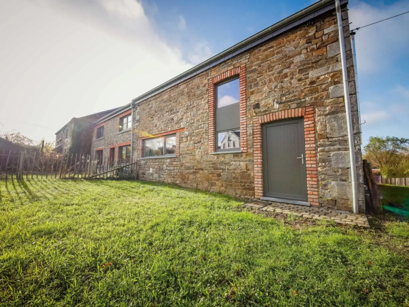 Quietly Located Farmhouse L'echappee Belle