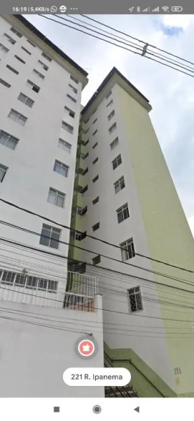 Apartamento bem localizado