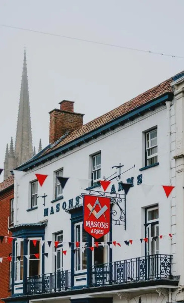 The Masons Arms