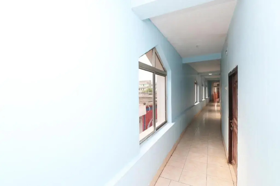 Bd Palace by OYO Rooms