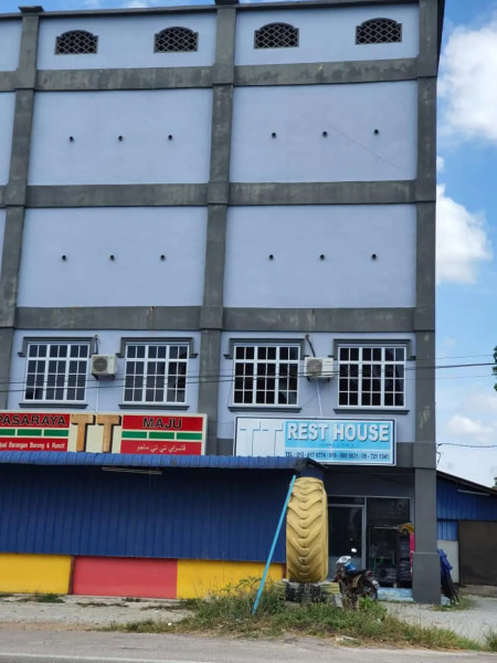 OYO 90316 TT Rest House