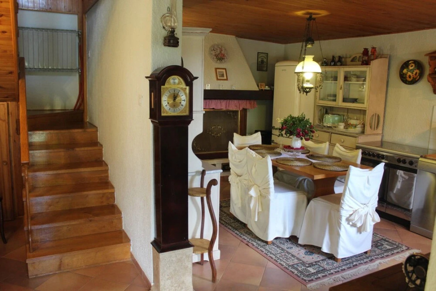 Holiday Home Mavrici - Two Bedroom Holiday Home with Pool