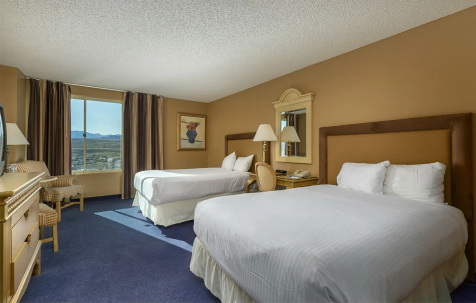 Laughlin River Lodge