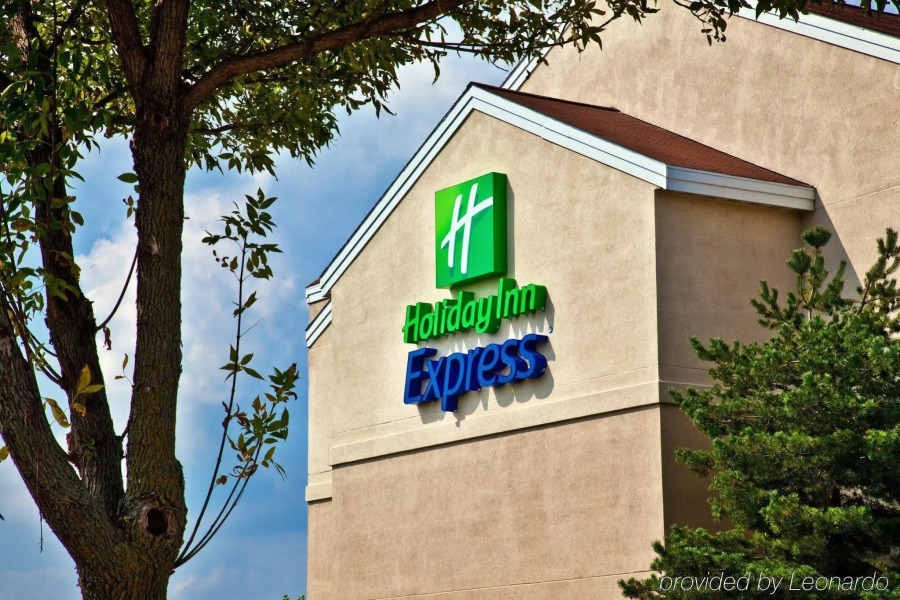 Best Western Holiday Manor