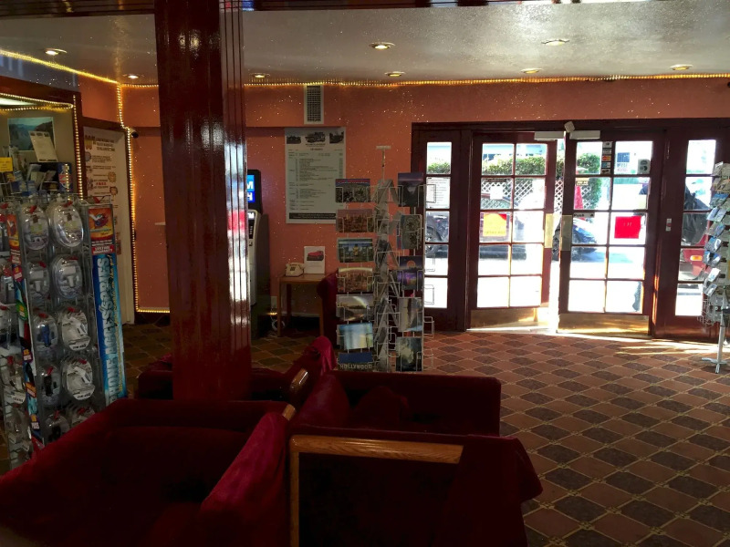 Los Angeles Adventurer All Suite Hotel at LAX