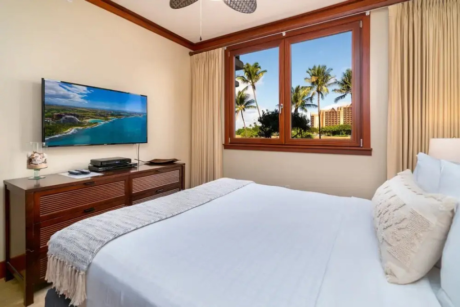 Hale Kahakai by Avantstay Beautiful Beach Villa w/ Pool!