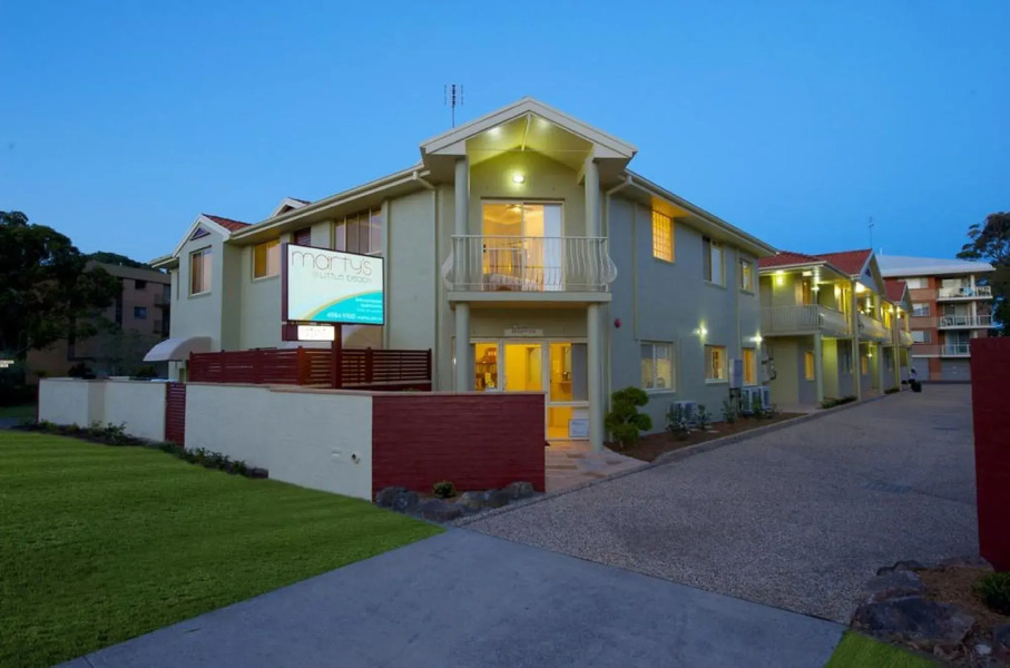 Martys @ Little Beach