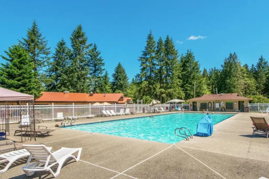 Chehalis Camping Resort Cottage 1