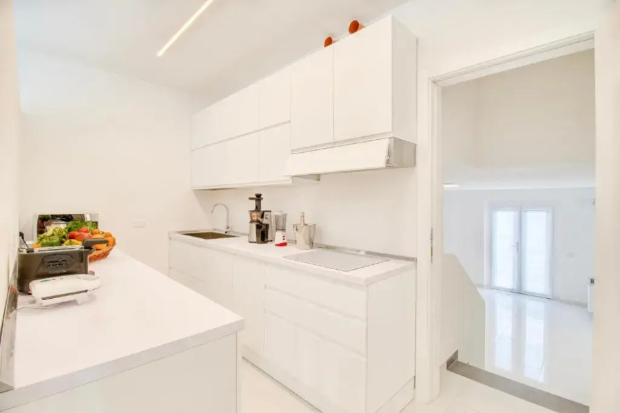 Villa Chimera White With Panoramic Pool