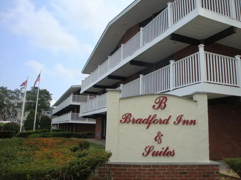 Bradford Inn And Suites