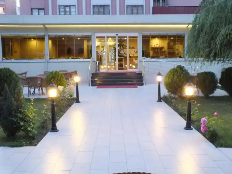 Hotel Izgi Turhan