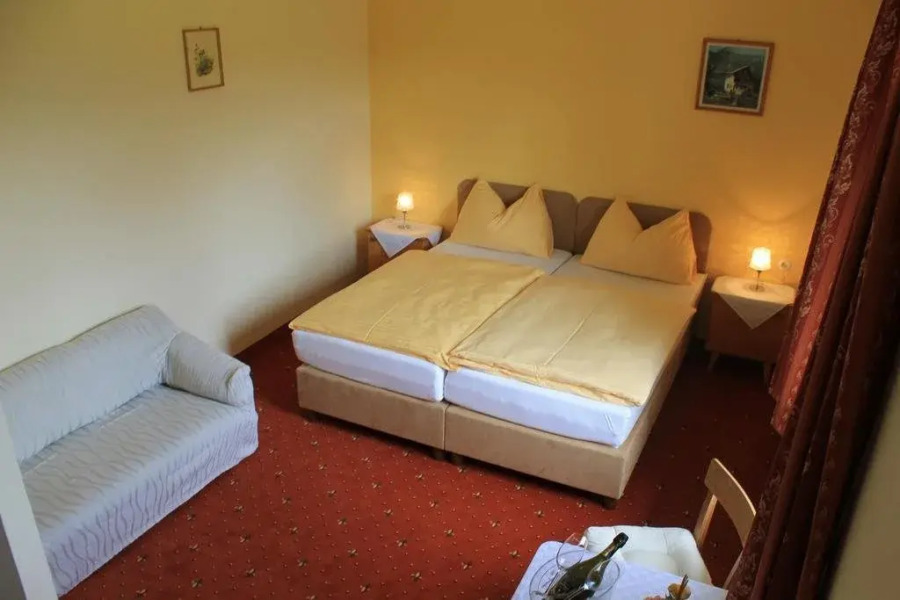 Landhotel Gasthof Eichhof