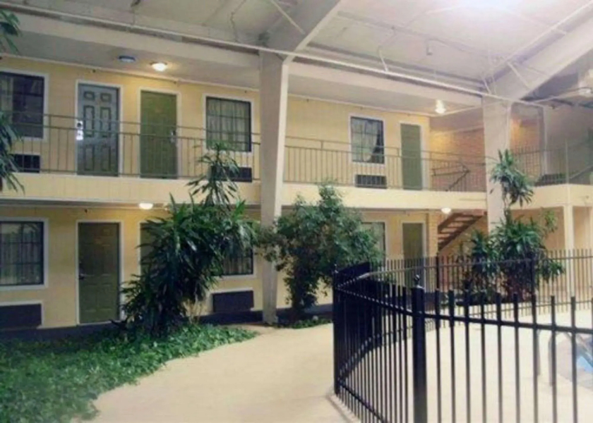 Elk City Lodge