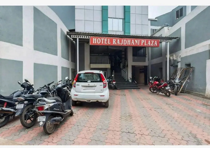 Hotel Rajdhani Plaza