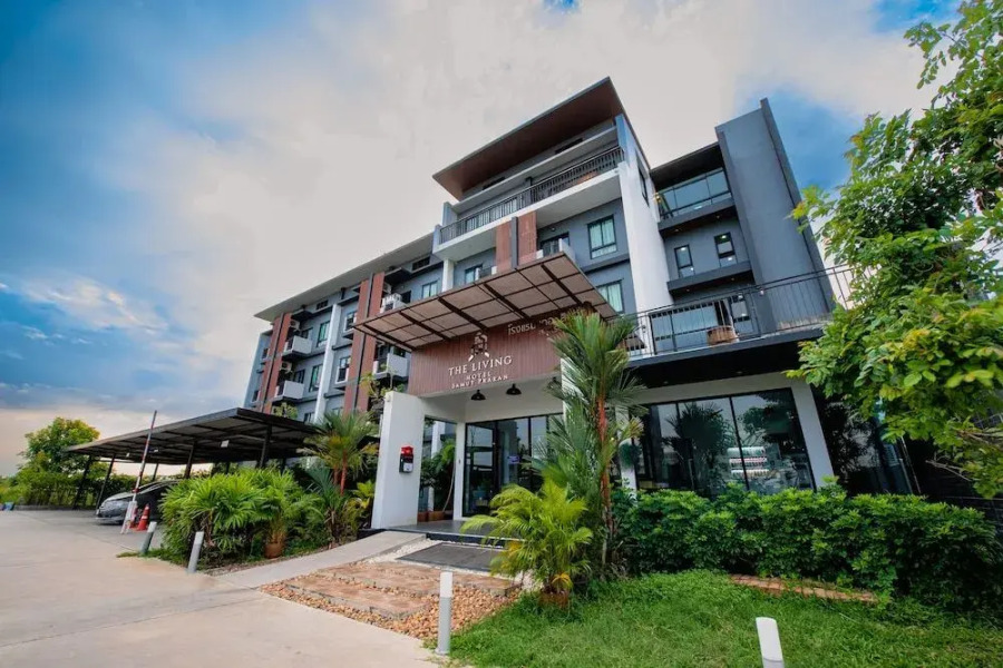The Living Hotel SamutPrakan