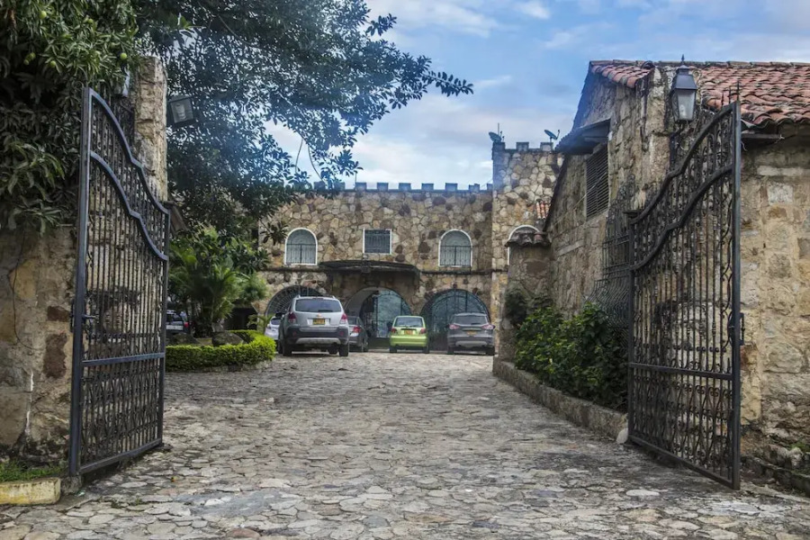Hotel El Castillo Chinauta