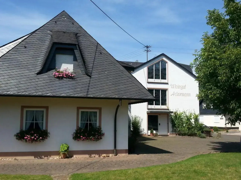Ferienwohnung Weingut KDM