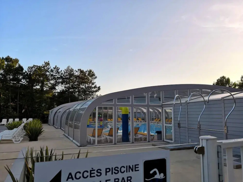 Property With 2 Bedrooms in Saint-jean-de-monts, With Shared Pool, Furnished Terrace and Wifi - 1 km From the Beach