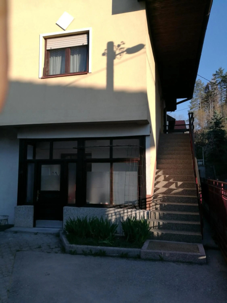 Central Tuzla apt - free parking
