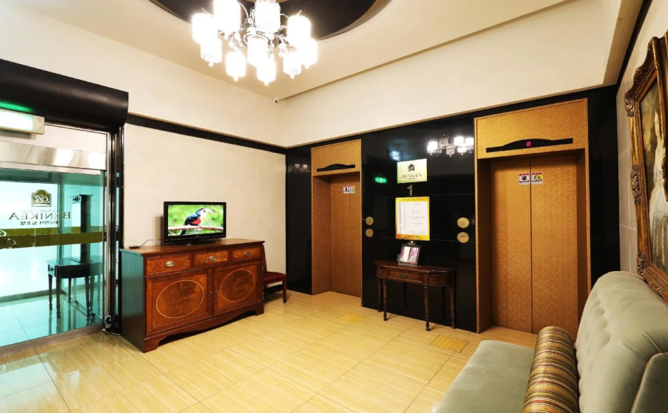 E.Kklim Classic Hotel