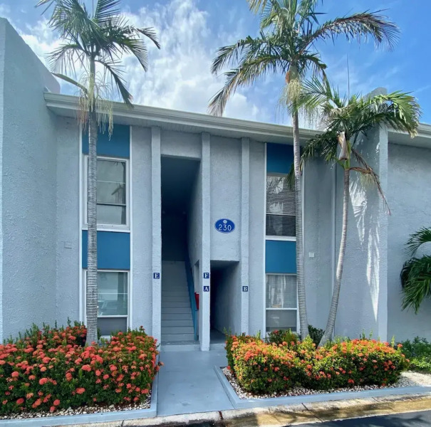 Madeira Beach 2 Bedroom, 1 Bath 230