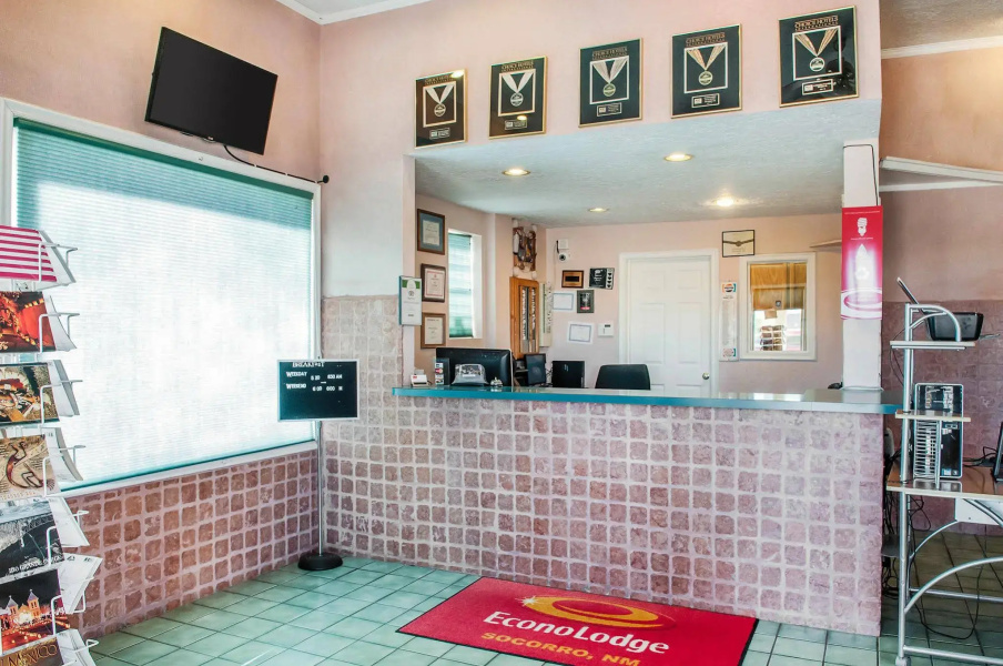 Econo Lodge Inn & Suites Socorro