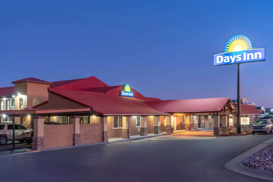 Days Inn by Wyndham Grants
