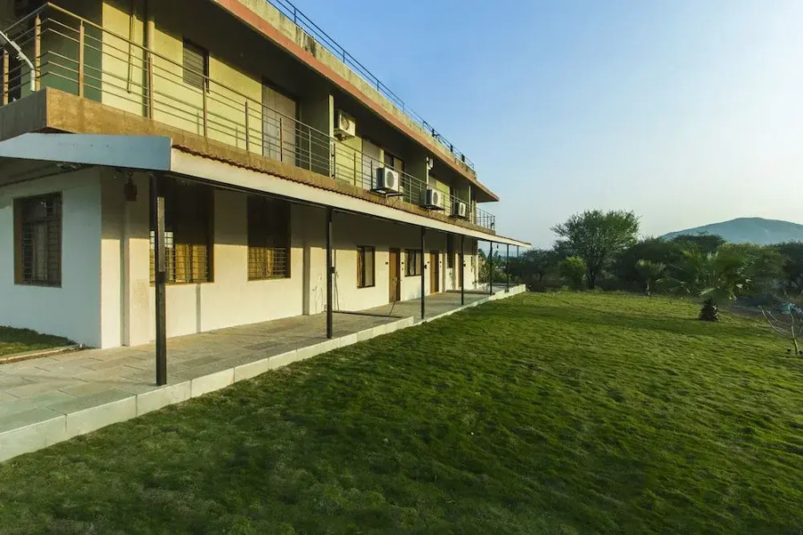 OYO Home 23559 Farmhouse Cottages