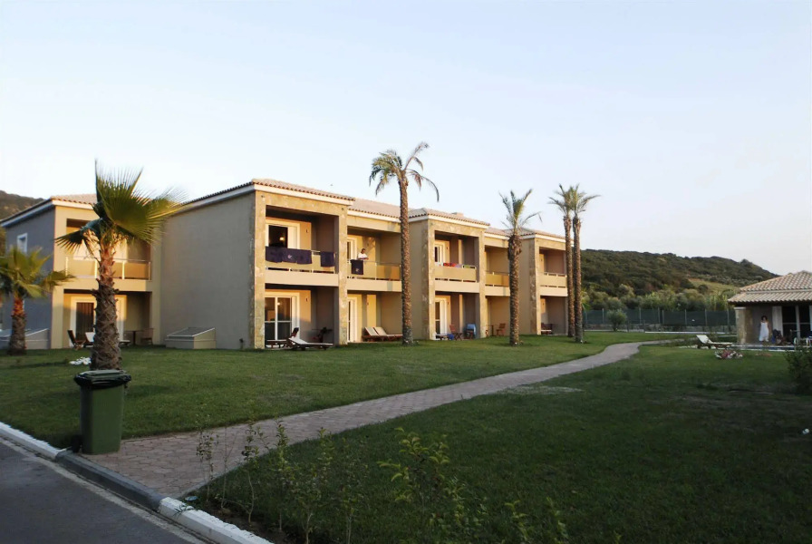 Olympia Golden Beach & Spa