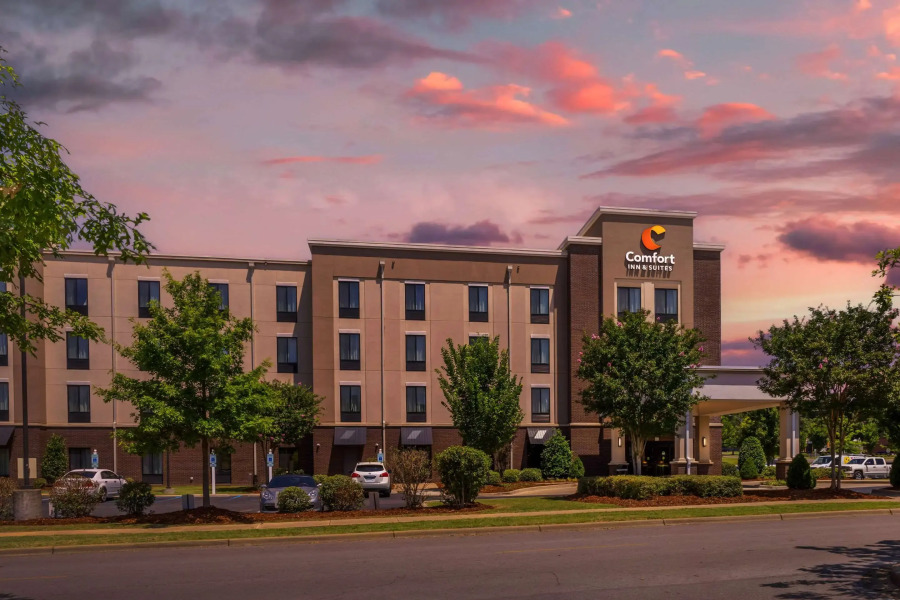 Comfort Inn & Suites at CrossPlex Village
