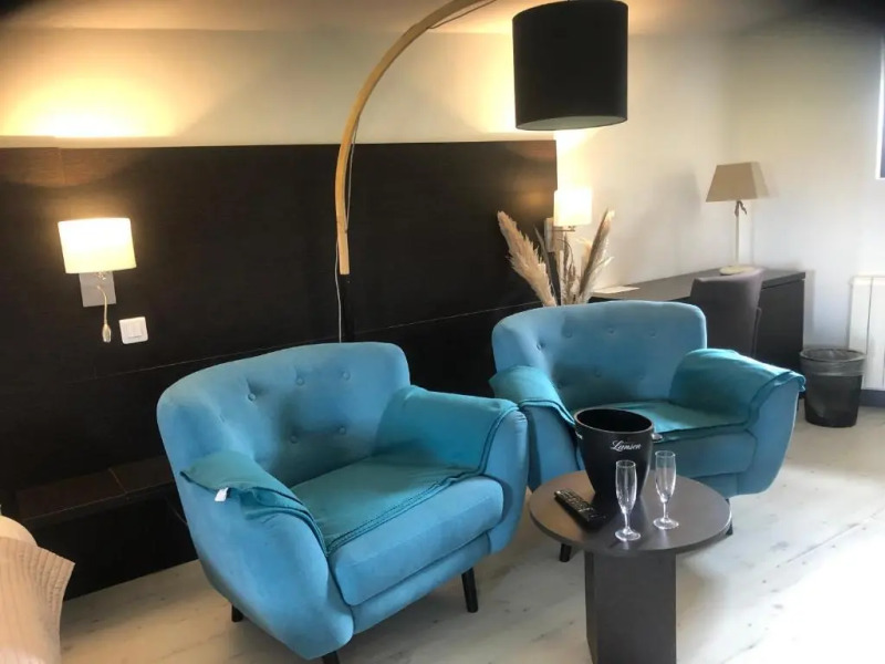 La suite cosy de Julie , un 2 pièces avec parking privé