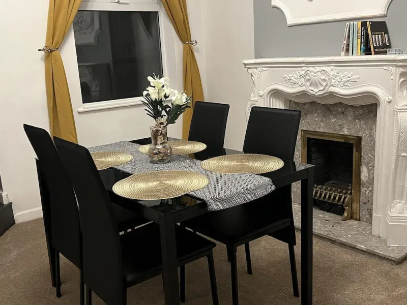 Smethwick/uk/2 Bedroom House/tv/wifi