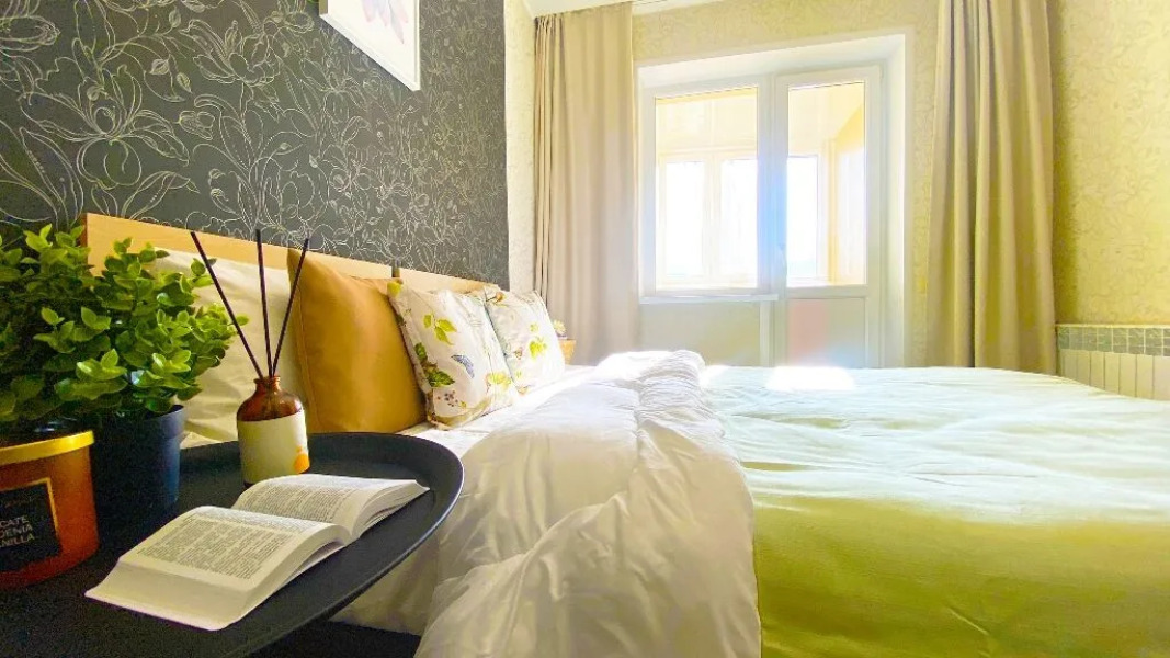 Two pillows on street Stepnaya, 19