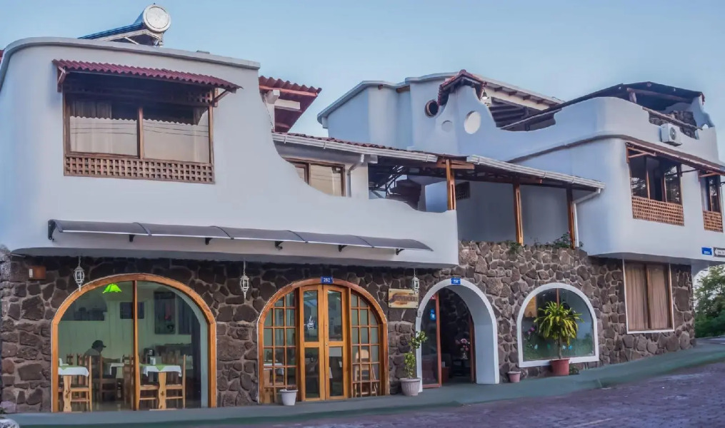 Hostal North Seymour