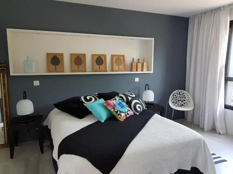 Ref 111 Seignosse, Villa de standing 4 étoiles partiellement climatisée avec piscine chauffée et Wifi au calme sur terrain 1100m2